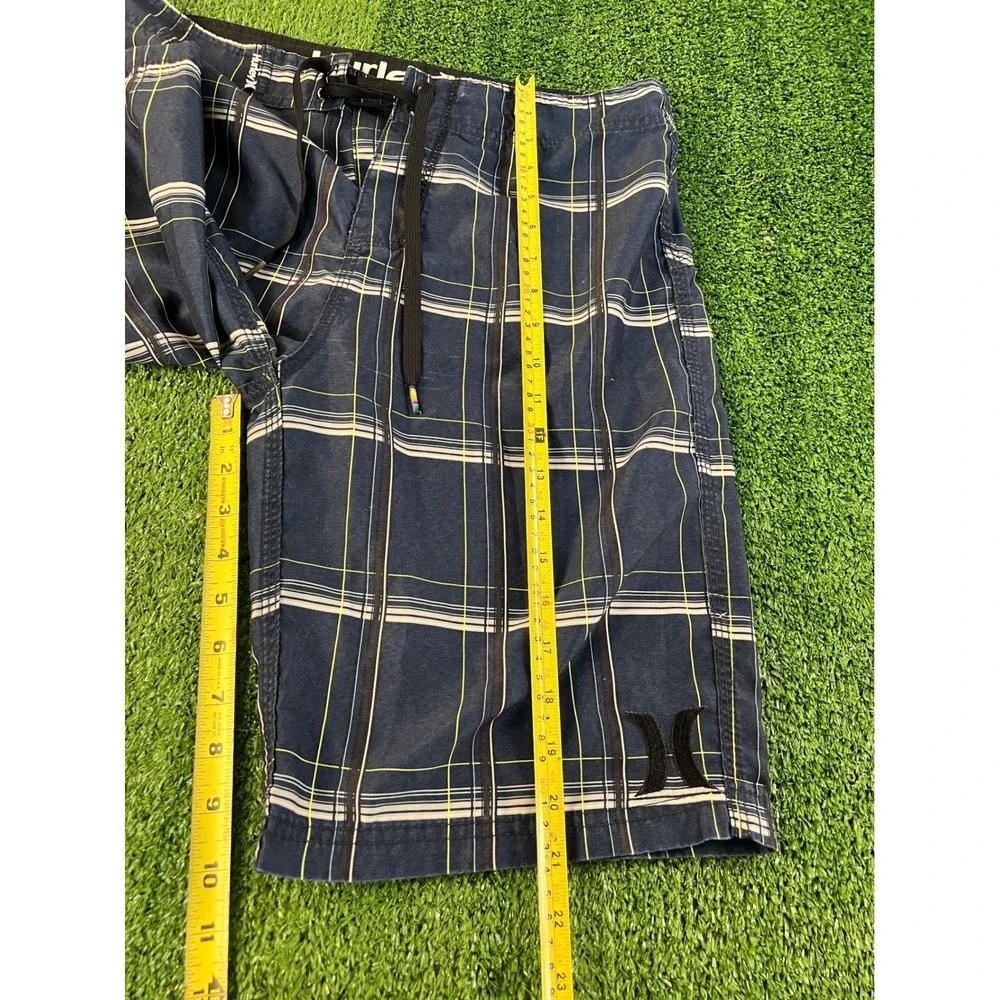 Hurley Mens Plaid Board Shorts Navy Blue Cargo Pocket Swim Trunks 32W